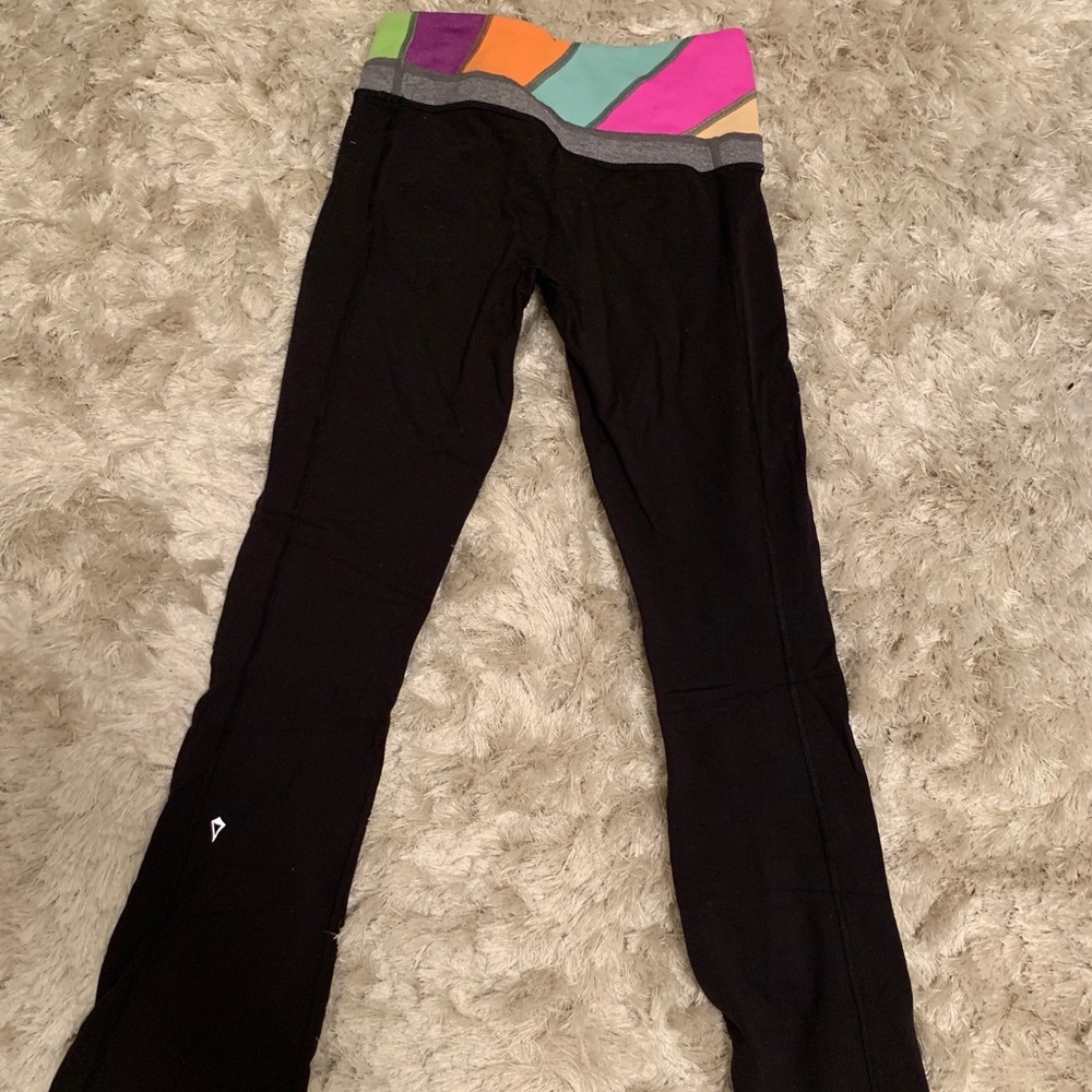 Bootcut Ivivva pants